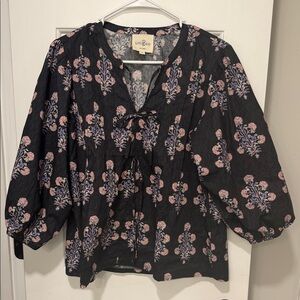 Umgee Black and Pink Floral Blouse
